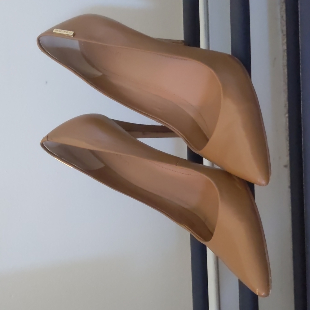 Calvin Klein Stilettos Light Brown Size 8.5